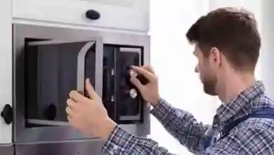 تعمیر کار نکردن ماکروفر