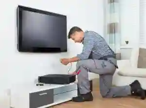 خاموش و روشن شدن ناگهانی تلویزیون