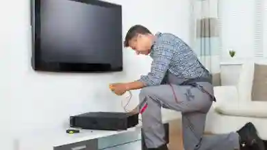 خاموش و روشن شدن ناگهانی تلویزیون