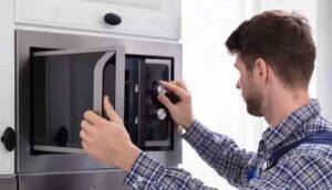 تعمیر کار نکردن مایکروفر